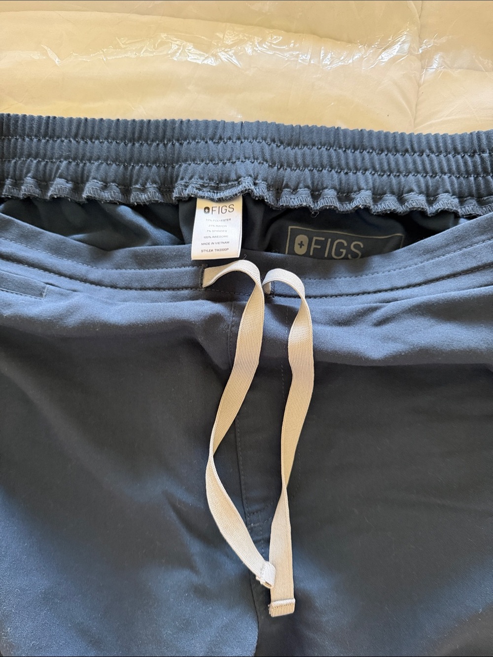 FIGS  Scrub Pants in blue/gray with Cream Drawstring large/petite